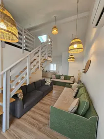 Family home, heated pool, beach 300 m away - Image 2