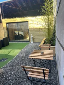 House with private hot tub - Image 5