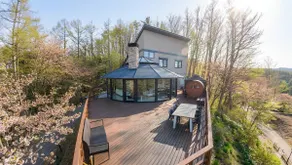 Sky hideaway with sauna overlooking Karuizawa and Mt. Asama (pets allowed) - Image 4