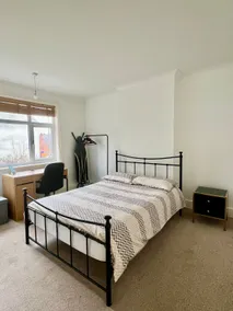 Cosy & comfortable home in the heart of Loughborough - Image 2