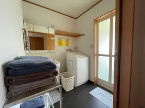 Within walking distance of Lake Suwa and Takashima Castle / 13-minute walk from Kamisuwa Station / Free parking - Image 5