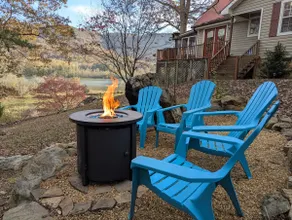 River Hideaway: Hot Tub, Screen Room, Fire Pit - Image 2