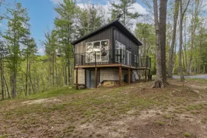 Lily Pad Hideaway on 19 Acres - Image 4