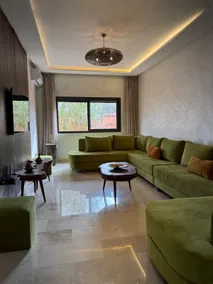 POOL • Central Location• 3BR A/C • Parking •Secure - Image 2