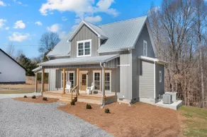 New Retreat Near Normandy Lake - Image 3