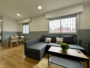 HHG Homes near downtown, 1-bedroom apartment. - Image 4