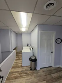 Newly Renovated at The Market Place Apartments Sui - Image 5