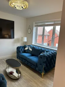 Detached First Floor Apartment - close to Station - Image 4
