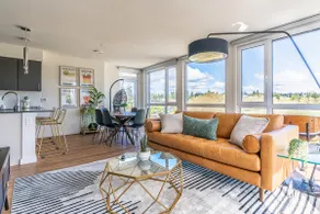 3BR | Gym, Balcony | Bellevue | Sophari Parkside I - Image 4