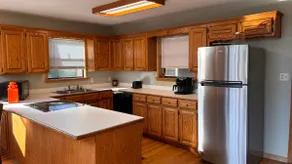 Cozy Cabin Hideaway - Image 5