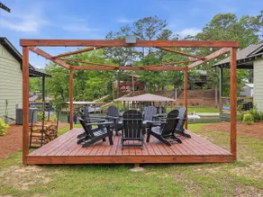 Lake Villa 10 |Dock w/Boat parking, Sleeps 20 - Image 3