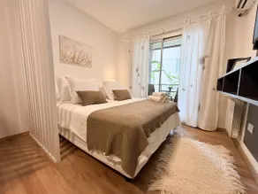 New India Apartment, con amenities, central by BEDBOOK - Image 4