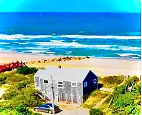 Bold Oceanfront Cottage w/Pvt Beach ~ Lil Sea Sass - Image 2
