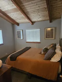 Hidden Hideaway Cabin - Image 2