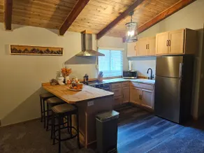 Hidden Hideaway Cabin - Image 4