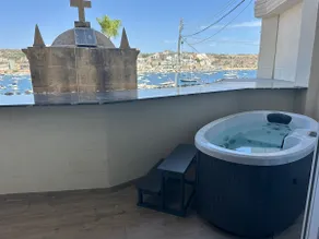 Seabreeze Apartments flat 1 w jacuzzi by Homely! - Image 4