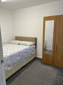 One Bed Apartment - Image 2