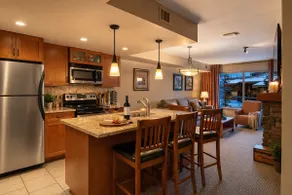 Peaceful Nature Retreat With Views - 1BR & hot tub - Image 4
