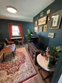 Tiny home in Springdale - Image 5
