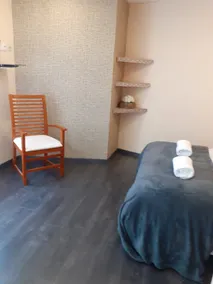 Large one-bedroom apartment on the ground floor ”Les Hortensias”, city center - Image 3