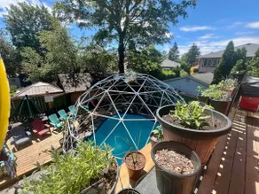 Quaint Attic Suite with Heated Pool Year-Round - Image 2