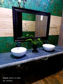 'Versalles' Suite: Luxury and Epoch with Double Bathtub. - Image 4