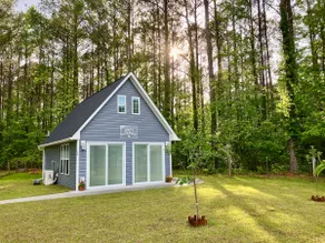 The Lofty Hideaway - Image 2
