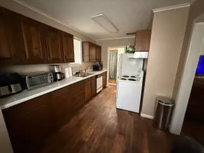 Riverside Lodge - Image 3
