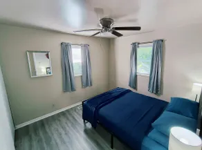 21st Street Retreat - Image 4