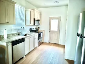 Modern Brand New Home, Large Fenced Backyard! - Image 3