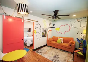 Charming*NEW*Retreat*Hot Tub* Near DT&PHX Airport - Image 3