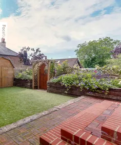 Stunning English Cottage - Image 5