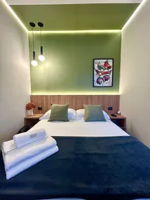 Private 18m studio in the back with AIR CONDITIONING and WI-FI - Image 4