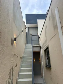 Private 18m studio in the back with AIR CONDITIONING and WI-FI - Image 3