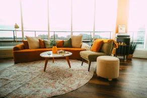 *Penthouse* - Luxe Stay with Views - Free Parking - Image 5