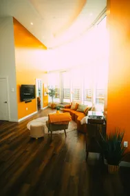 *Penthouse* - Luxe Stay with Views - Free Parking - Image 3