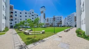 2 Bedroom Bright Cozy Homes - Image 3