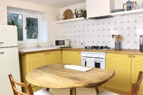 Cosy Cottage in Rural Lympsham - Image 3