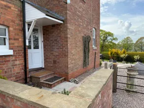 Garden cottage at The Glebe - Image 4