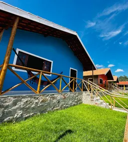 Riverside Cabins - Image 2