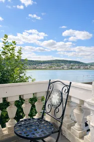 Rhine View Stay by the Drosselgasse! - Image 2