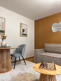 The Comfortable - Image 3