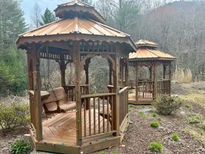 Secluded cabin w/ blue ridge views - game room! - Image 3