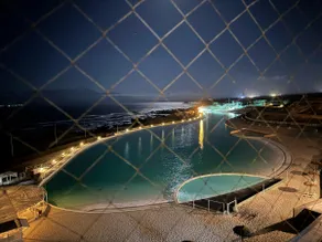 Beautiful apartment with navigable lagoon - Image 2