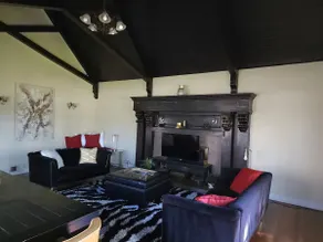 Historic Mansion on The Alameda~sleeps 7~woodwork! - Image 5