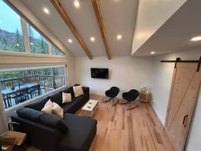 Chalet Le Boisé, 4 bedrooms, Vallée Bras-du-Nord - Image 4
