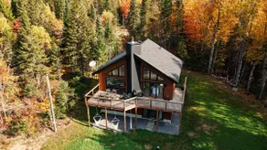 Chalet Le Boisé, 4 bedrooms, Vallée Bras-du-Nord - Image 2