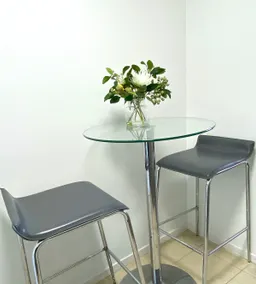 Central Studio Apartment - Image 4