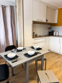 Cozy ground-floor studio close to the train station - Image 3