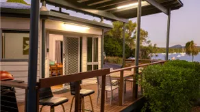 Beachfront Cabin with Sea Views - Image 2